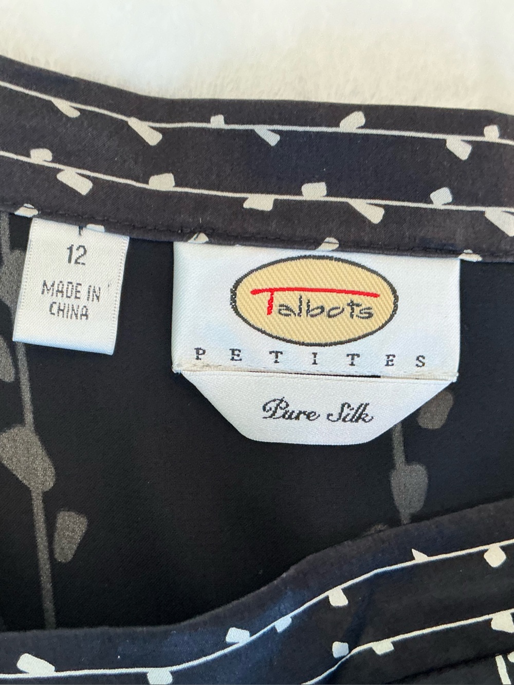 Talbots Petites Pure Silk Floral Print A-Line Skirt Size 12P Black Pink - Picture 6 of 13
